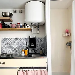 Apartamento Cute Marais Private For 2, París