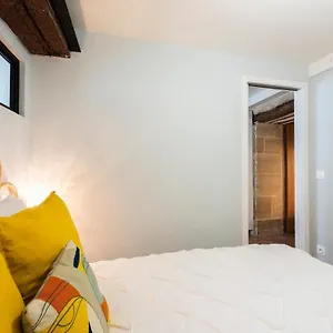 Charming - Marais Quarter - 6p - 2bdr - Center Of Paris